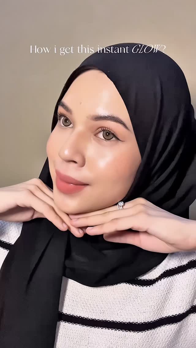 WHITE-AQUA 4 IN 1 SERUM MIST